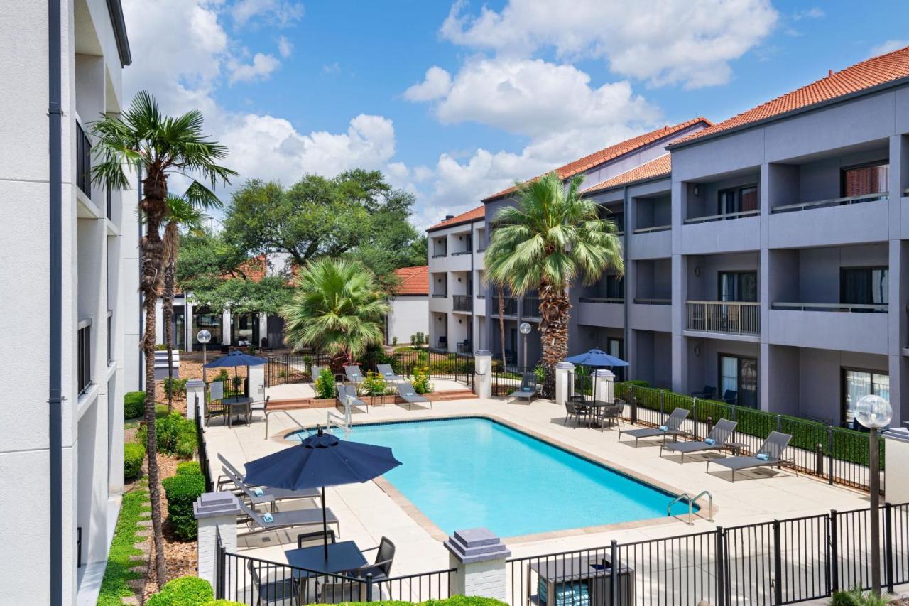 Courtyard By Marriott San Antonio Downtown Hotel Exterior foto